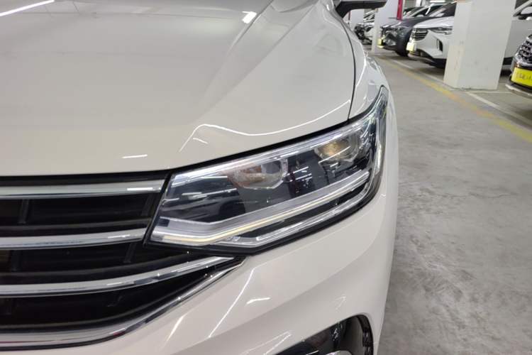 Used Volkswagen Tiguan L 2022 330TSI Automatic Two-Wheel Drive R-Line Enhanced Edition Left Front Headlight