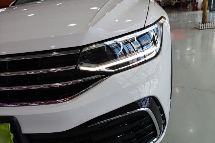 Used Volkswagen Tiguan L 2022 330TSI Automatic Two-Wheel Drive R-Line Enhanced Edition Left Front Headlight