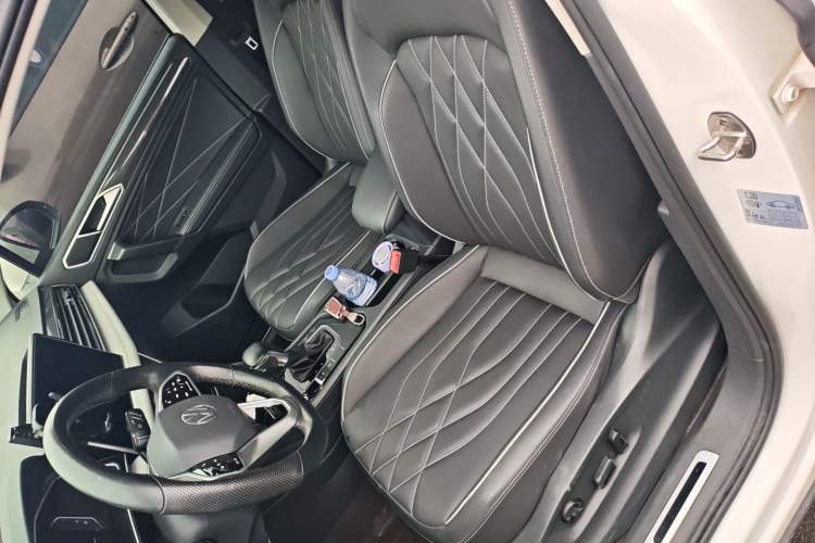 Used Volkswagen Tiguan L 2022 330TSI Automatic Two-Wheel Drive R-Line Enhanced Edition Left Front Seat