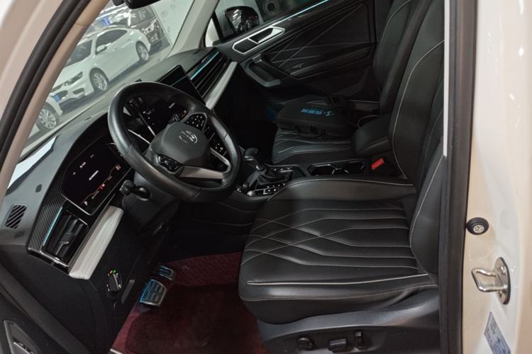 Used Volkswagen Tiguan L 2022 330TSI Automatic Two-Wheel Drive R-Line Enhanced Edition Left Front Seat