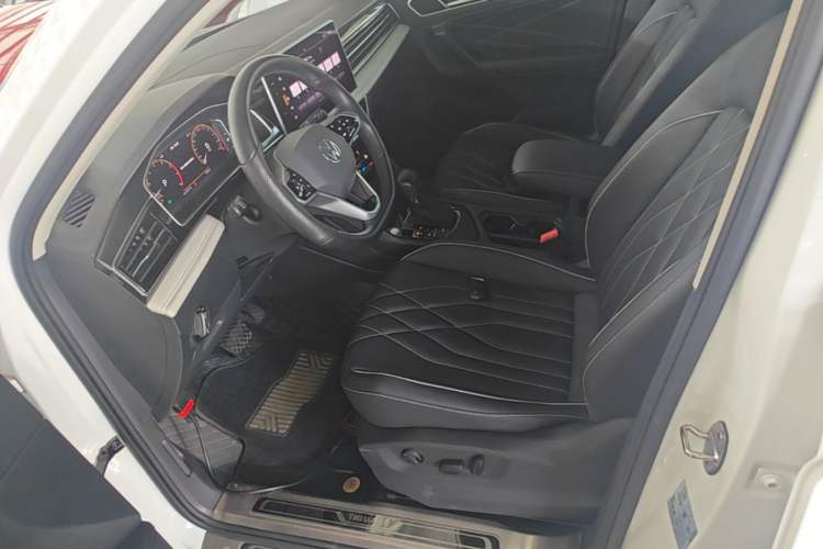 Used Volkswagen Tiguan L 2022 330TSI Automatic Two-Wheel Drive Smart Edition Left Front Seat
