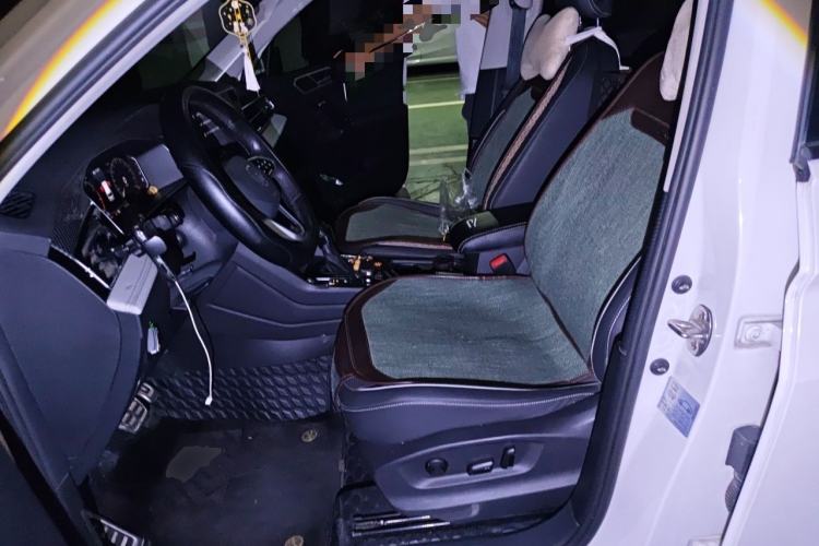 Used Volkswagen Tiguan L 2022 330TSI Automatic Two-Wheel Drive R-Line Enhanced Edition Left Front Seat