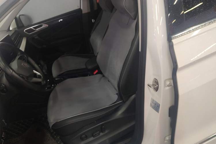 Used Volkswagen Tiguan L 2022 330TSI Automatic Two-Wheel Drive R-Line Enhanced Edition Left Front Seat