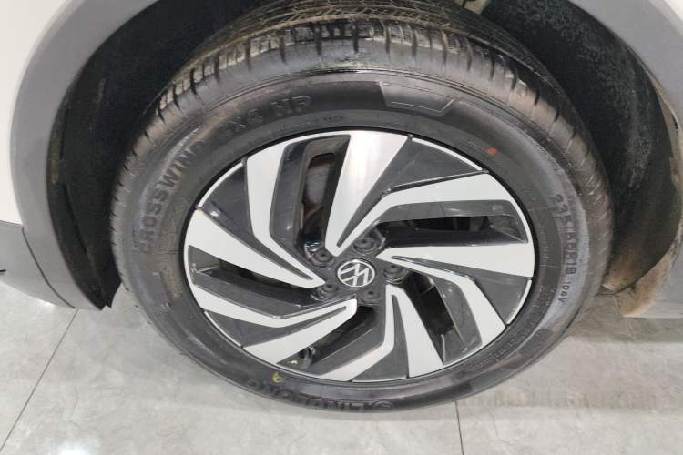 Used Volkswagen Tiguan L 2022 330TSI Automatic Two-Wheel Drive Comfort Edition Left Front Wheel Hub