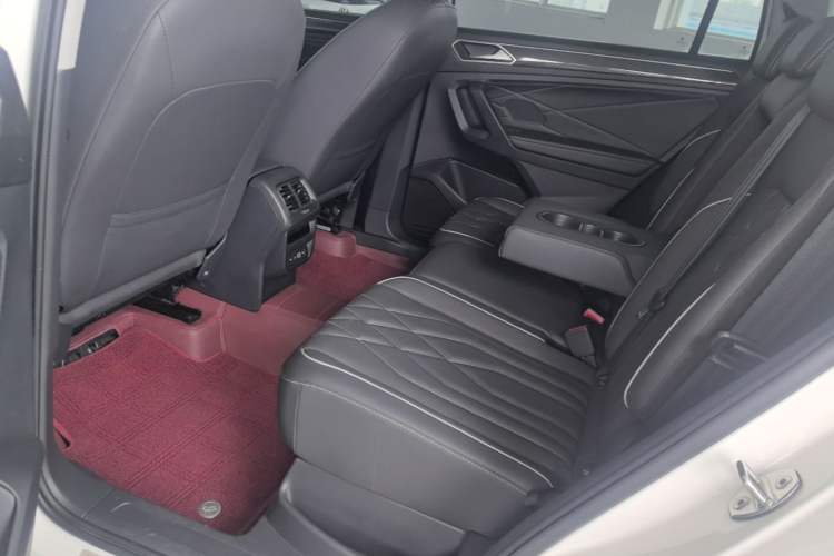 Used Volkswagen Tiguan L 2022 330TSI Automatic Two-Wheel Drive Smart Edition Left Rear Seat