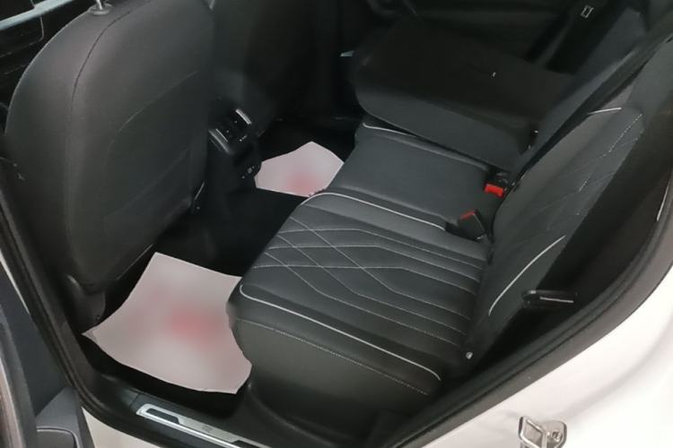 Used Volkswagen Tiguan L 2022 330TSI Automatic Two-Wheel Drive R-Line Enhanced Edition Left Rear Seat