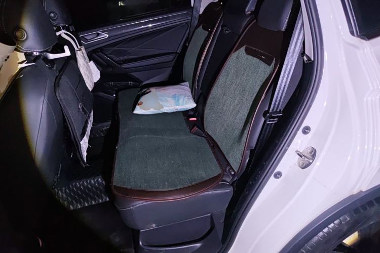 Used Volkswagen Tiguan L 2022 330TSI Automatic Two-Wheel Drive R-Line Enhanced Edition Left Rear Seat