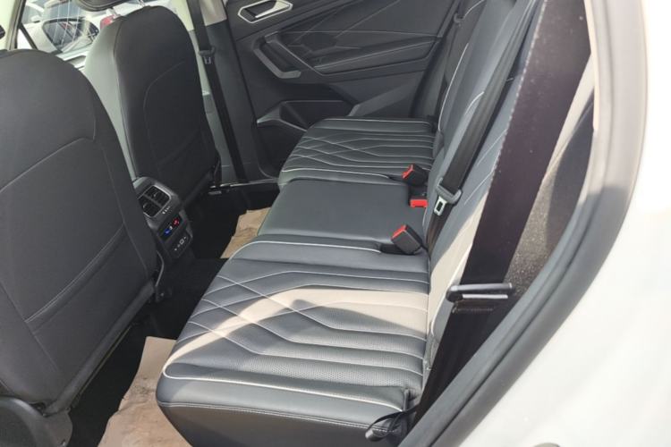 Used Volkswagen Tiguan L 2022 330TSI Automatic Two-Wheel Drive Smart Edition Left Rear Seat