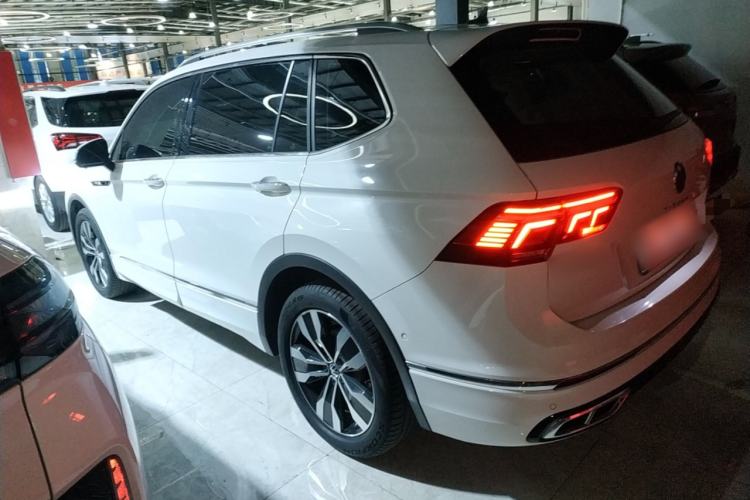 Used Volkswagen Tiguan L 2022 330TSI Automatic Two-Wheel Drive R-Line Enhanced Edition Left Side