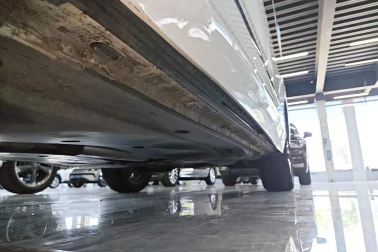 Used Volkswagen Tiguan L 2022 330TSI Automatic Two-Wheel Drive R-Line Enhanced Edition Left Side Sill