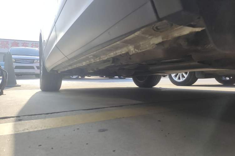 Used Volkswagen Tiguan L 2022 330TSI Automatic Two-Wheel Drive Comfort Edition Left Side Sill