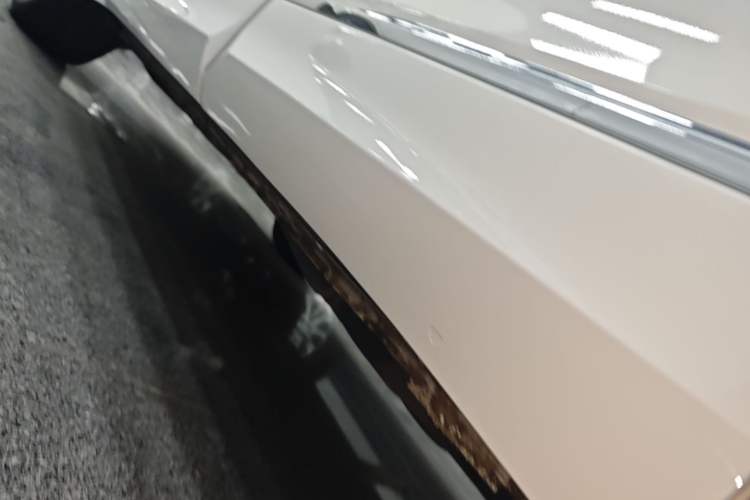 Used Volkswagen Tiguan L 2022 330TSI Automatic Two-Wheel Drive R-Line Enhanced Edition Left Side Sill