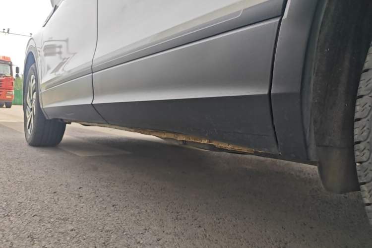 Used Volkswagen Tiguan L 2022 330TSI Automatic Two-Wheel Drive Comfort Edition Left Side Sill