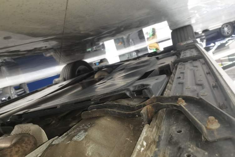 Used Volkswagen Tiguan L 2022 330TSI Automatic Two-Wheel Drive R-Line Enhanced Edition Left Side Sill