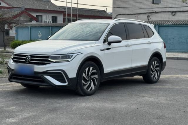 Used Volkswagen Tiguan L 2022 330TSI Automatic Two-Wheel Drive Smart Edition