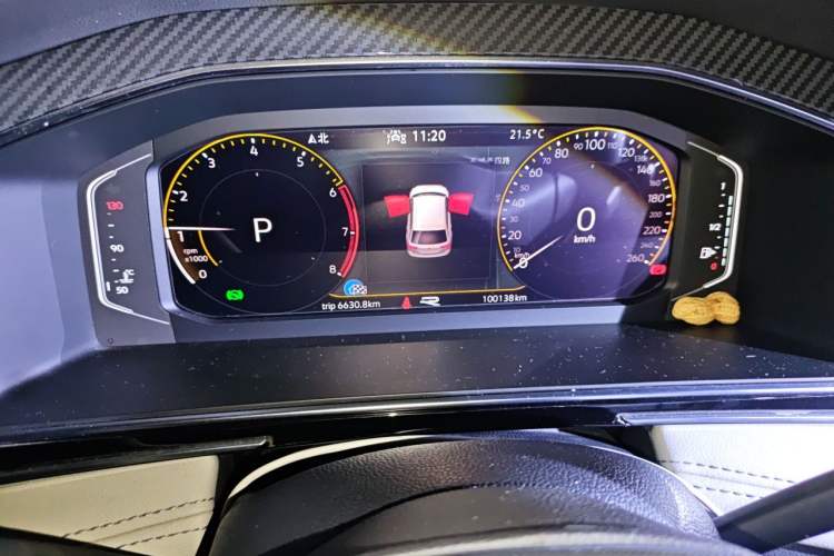 Used Volkswagen Tiguan L 2022 330TSI Automatic Two-Wheel Drive R-Line Enhanced Edition Odometer Close Up