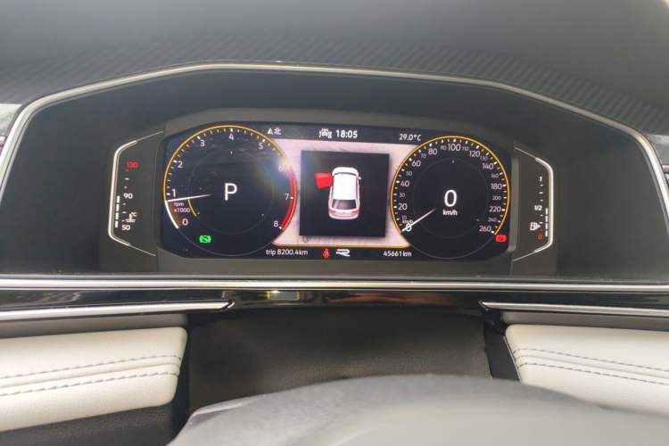 Used Volkswagen Tiguan L 2022 330TSI Automatic Two-Wheel Drive R-Line Enhanced Edition Odometer Close Up