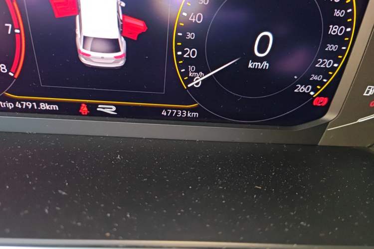 Used Volkswagen Tiguan L 2022 330TSI Automatic Two-Wheel Drive R-Line Enhanced Edition Odometer Close Up