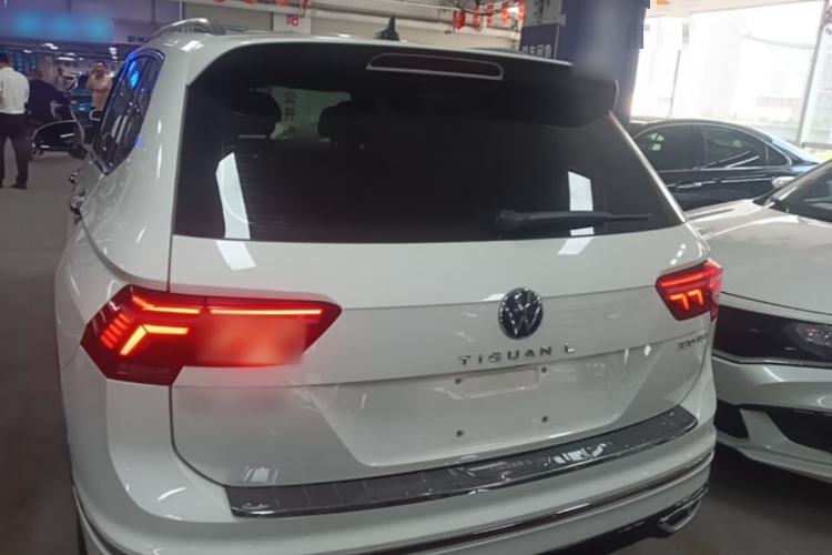 Used Volkswagen Tiguan L 2022 330TSI Automatic Two-Wheel Drive R-Line Enhanced Edition Rear