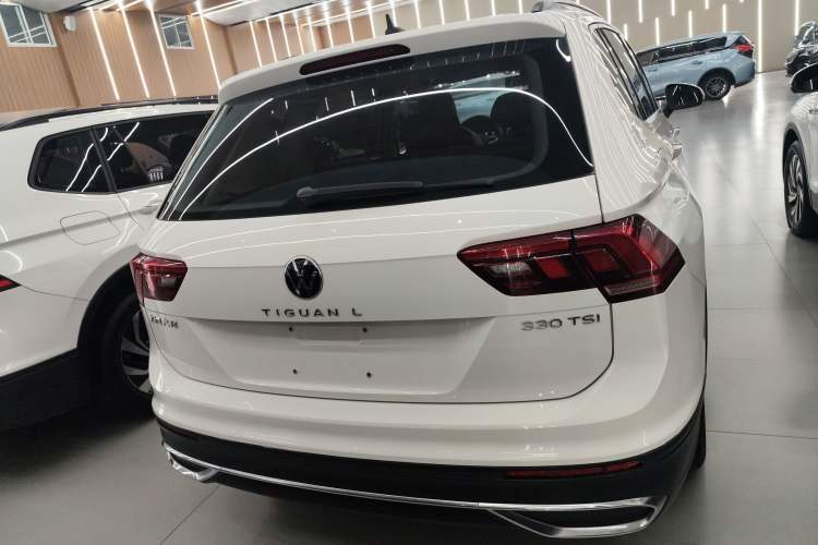 Used Volkswagen Tiguan L 2022 330TSI Automatic Two-Wheel Drive Comfort Edition Rear