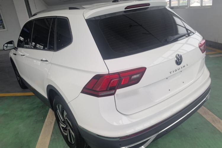 Used Volkswagen Tiguan L 2022 330TSI Automatic Two-Wheel Drive Smart Edition Rear Left 45 Deg