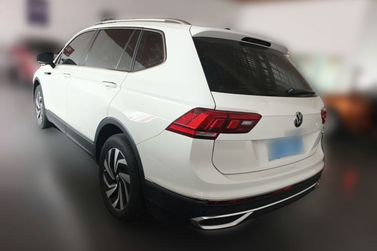 Used Volkswagen Tiguan L 2022 330TSI Automatic Two-Wheel Drive Smart Edition Rear Left 45 Deg