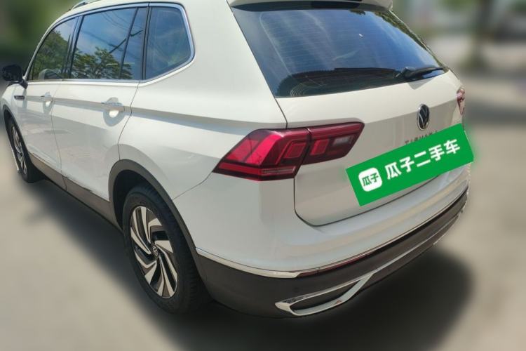Used Volkswagen Tiguan L 2022 330TSI Automatic Two-Wheel Drive Smart Edition Rear Left 45 Deg
