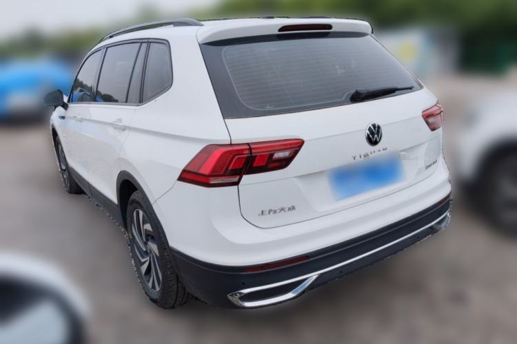 Used Volkswagen Tiguan L 2022 330TSI Automatic Two-Wheel Drive Comfort Edition Rear Left 45 Deg