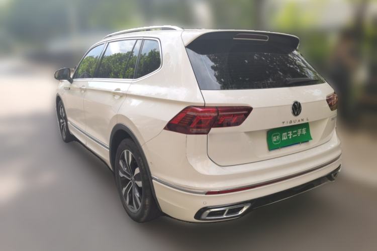 Used Volkswagen Tiguan L 2022 330TSI Automatic Two-Wheel Drive R-Line Enhanced Edition Rear Left 45 Deg