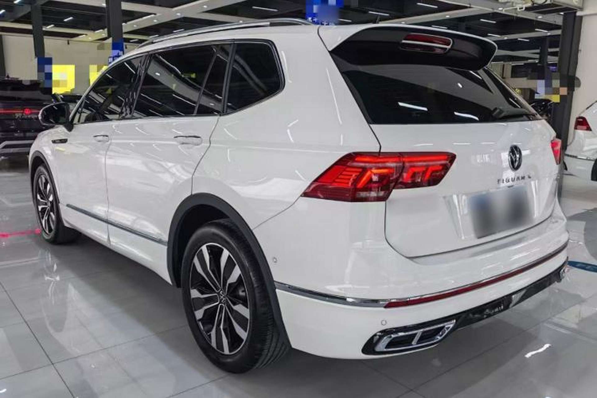 Used Volkswagen Tiguan L 2022 330TSI Automatic Two-Wheel Drive R-Line Enhanced Edition Rear Left 45 Deg