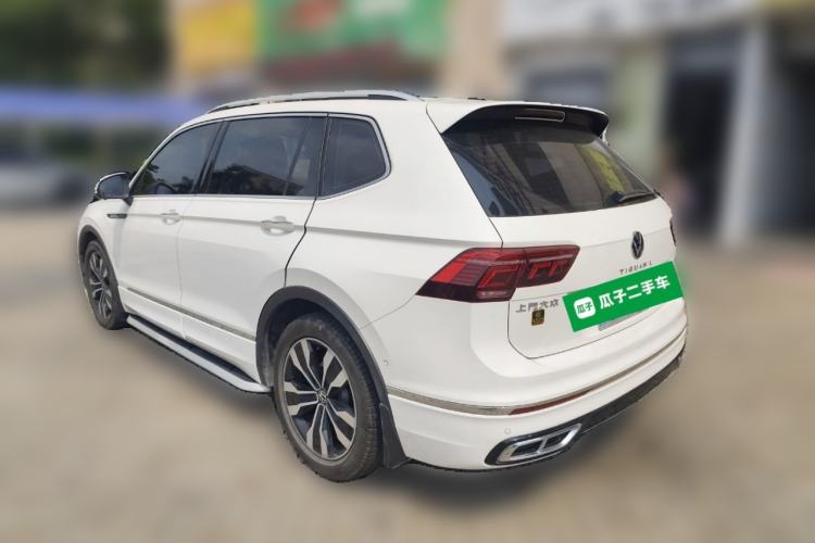 Used Volkswagen Tiguan L 2022 330TSI Automatic Two-Wheel Drive R-Line Enhanced Edition Rear Left 45 Deg