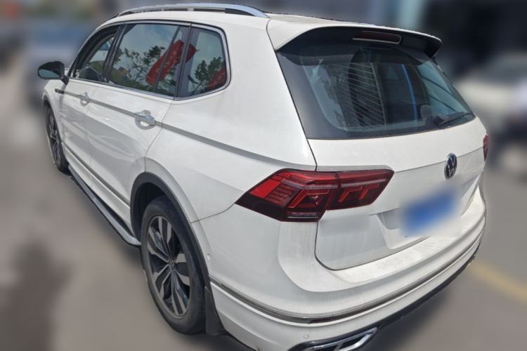 Used Volkswagen Tiguan L 2022 330TSI Automatic Two-Wheel Drive R-Line Enhanced Edition Rear Left 45 Deg