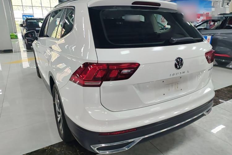 Used Volkswagen Tiguan L 2022 330TSI Automatic Two-Wheel Drive Comfort Edition Rear Left 45 Deg