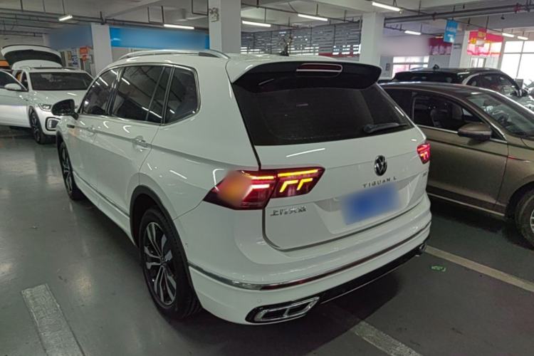 Used Volkswagen Tiguan L 2022 330TSI Automatic Two-Wheel Drive R-Line Enhanced Edition Rear Left 45 Deg