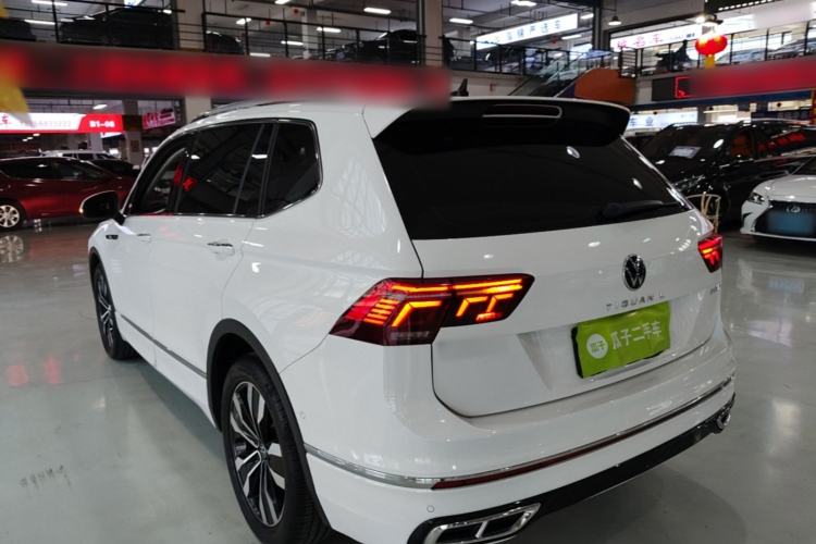 Used Volkswagen Tiguan L 2022 330TSI Automatic Two-Wheel Drive R-Line Enhanced Edition Rear Left 45 Deg