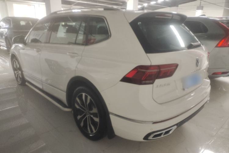 Used Volkswagen Tiguan L 2022 330TSI Automatic Two-Wheel Drive R-Line Enhanced Edition Rear Left 45 Deg