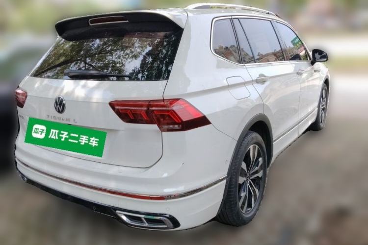 Used Volkswagen Tiguan L 2022 330TSI Automatic Two-Wheel Drive R-Line Enhanced Edition Rear Right 45 Deg