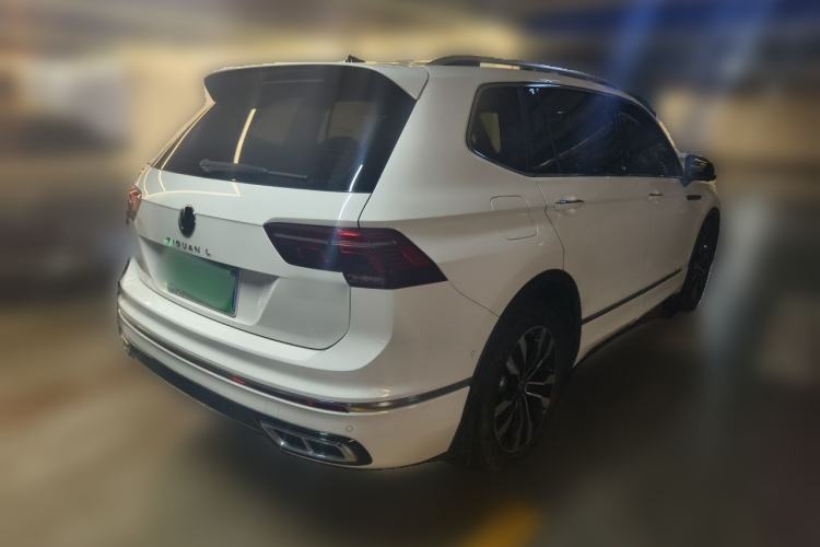 Used Volkswagen Tiguan L 2022 330TSI Automatic Two-Wheel Drive R-Line Enhanced Edition Rear Right 45 Deg