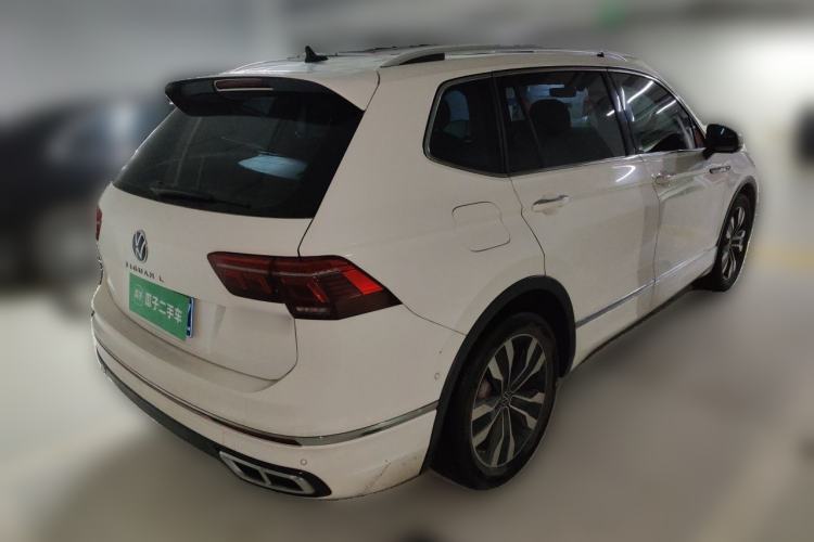 Used Volkswagen Tiguan L 2022 330TSI Automatic Two-Wheel Drive R-Line Enhanced Edition Rear Right 45 Deg