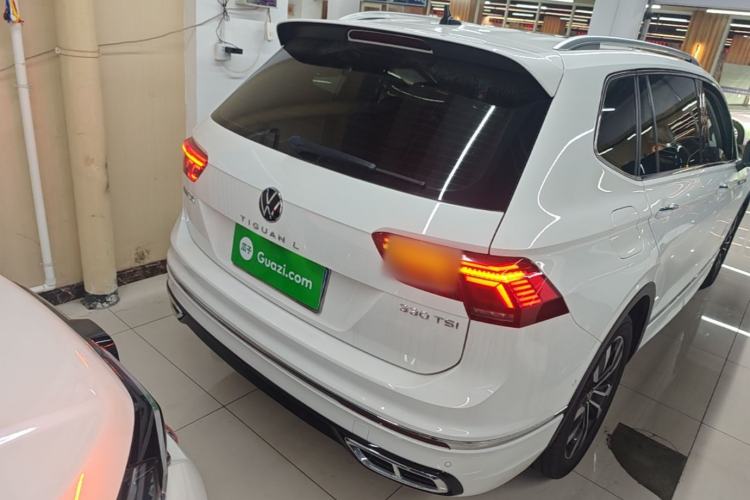 Used Volkswagen Tiguan L 2022 330TSI Automatic Two-Wheel Drive R-Line Enhanced Edition Rear Right 45 Deg