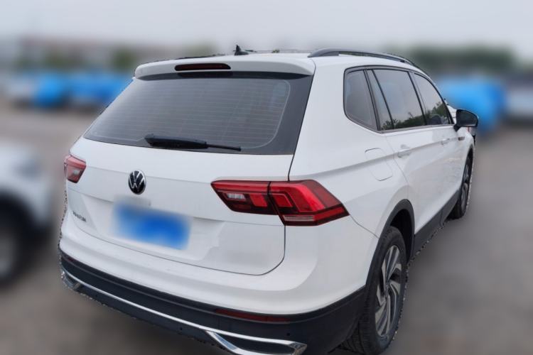 Used Volkswagen Tiguan L 2022 330TSI Automatic Two-Wheel Drive Comfort Edition Rear Right 45 Deg