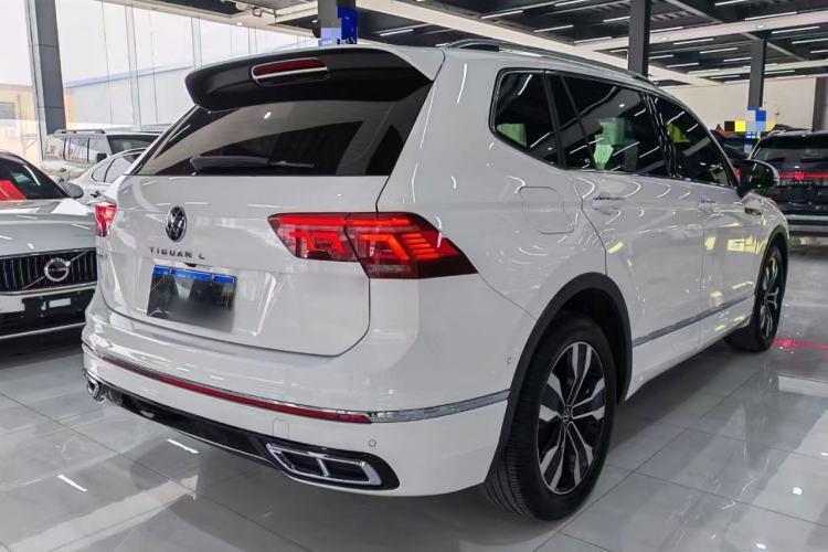 Used Volkswagen Tiguan L 2022 330TSI Automatic Two-Wheel Drive R-Line Enhanced Edition Rear Right 45 Deg