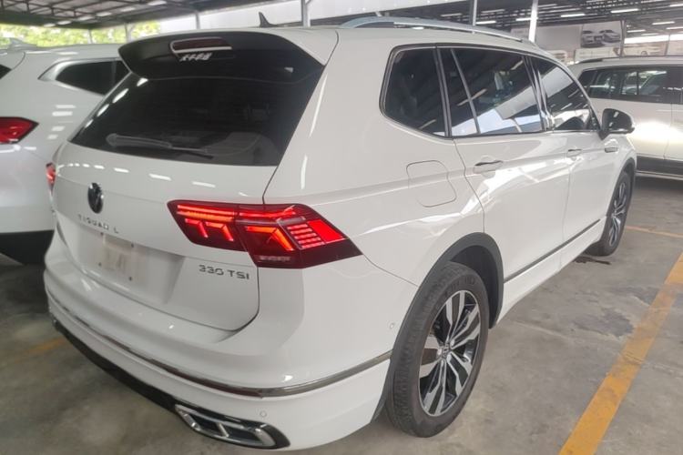 Used Volkswagen Tiguan L 2022 330TSI Automatic Two-Wheel Drive R-Line Enhanced Edition Rear Right 45 Deg