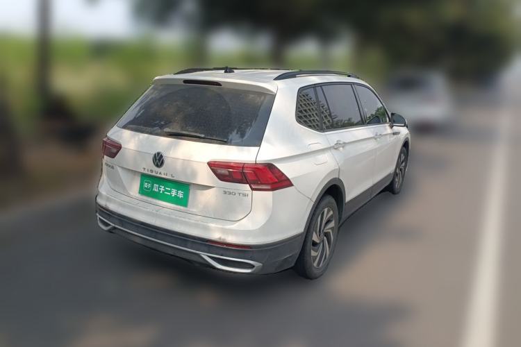 Used Volkswagen Tiguan L 2022 330TSI Automatic Two-Wheel Drive Comfort Edition Rear Right 45 Deg