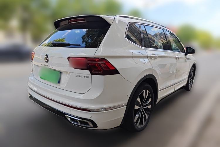 Used Volkswagen Tiguan L 2022 330TSI Automatic Two-Wheel Drive R-Line Enhanced Edition Rear Right 45 Deg