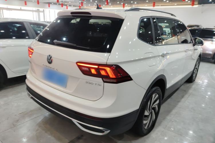 Used Volkswagen Tiguan L 2022 330TSI Automatic Two-Wheel Drive Comfort Edition Rear Right 45 Deg