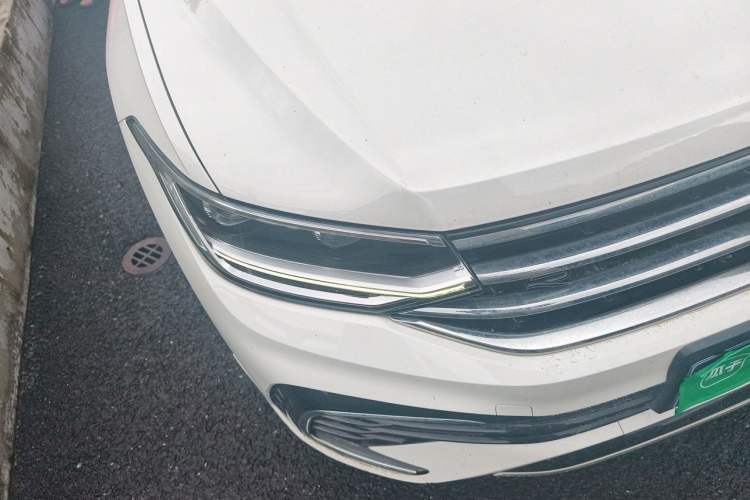 Used Volkswagen Tiguan L 2022 330TSI Automatic Two-Wheel Drive R-Line Enhanced Edition Right Front Headlight