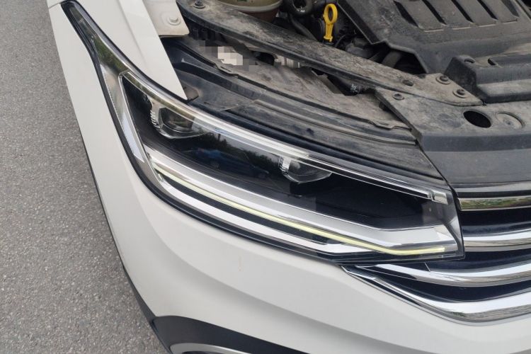 Used Volkswagen Tiguan L 2022 330TSI Automatic Two-Wheel Drive Smart Edition Right Front Headlight