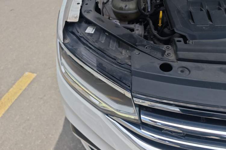 Used Volkswagen Tiguan L 2022 330TSI Automatic Two-Wheel Drive R-Line Enhanced Edition Right Front Headlight