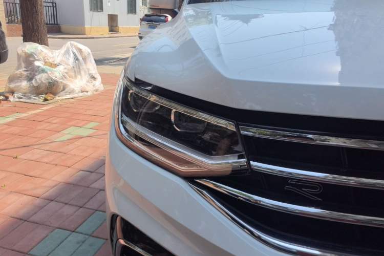 Used Volkswagen Tiguan L 2022 330TSI Automatic Two-Wheel Drive R-Line Enhanced Edition Right Front Headlight